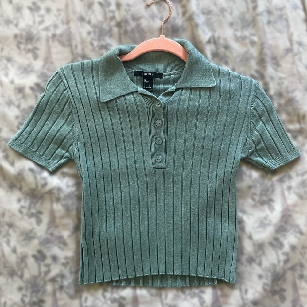 🪲 Forever 21 Cool Green Polo Shirt 👕